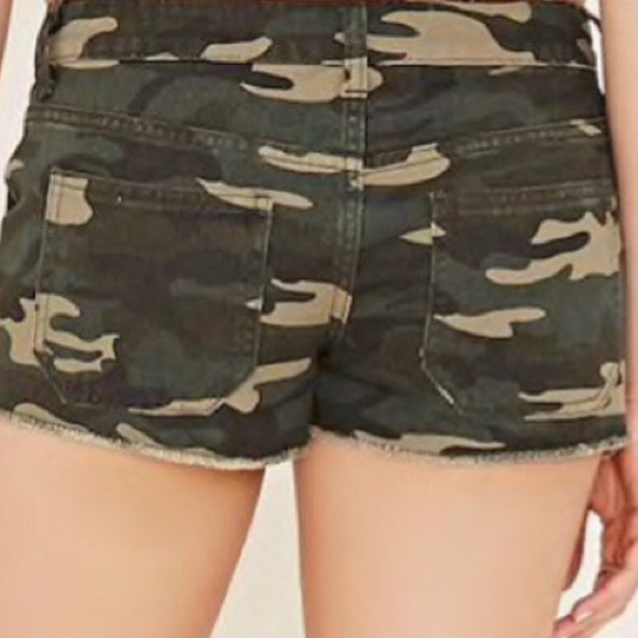 Forever 21 Camo Jean Shorts Khaki Tan Green 27 - Picture 3 of 13